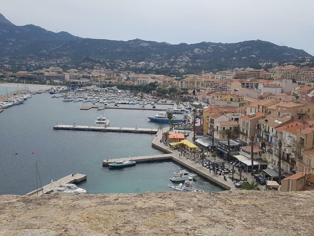 Studio proche de la mer Calvi  Extérieur photo